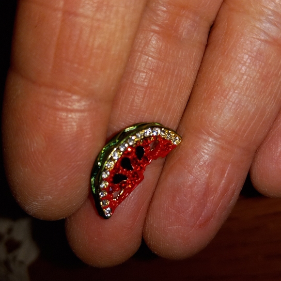 3/4" watermelon 🍉 shape rhinestone enameled post earrings New - Picture 3 of 3